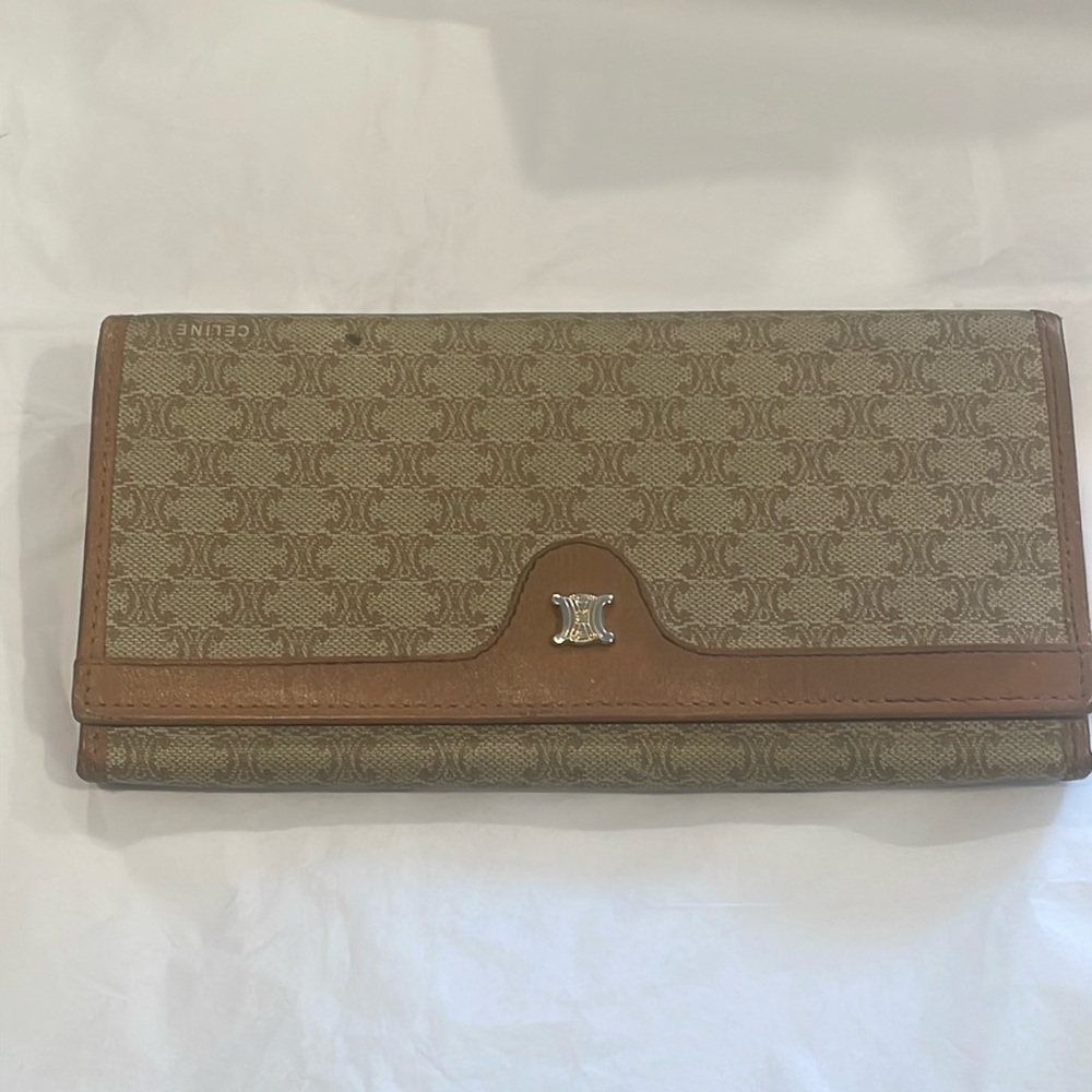 Vintage Celine wallet triomphe card holder leather brown tan luxury classic